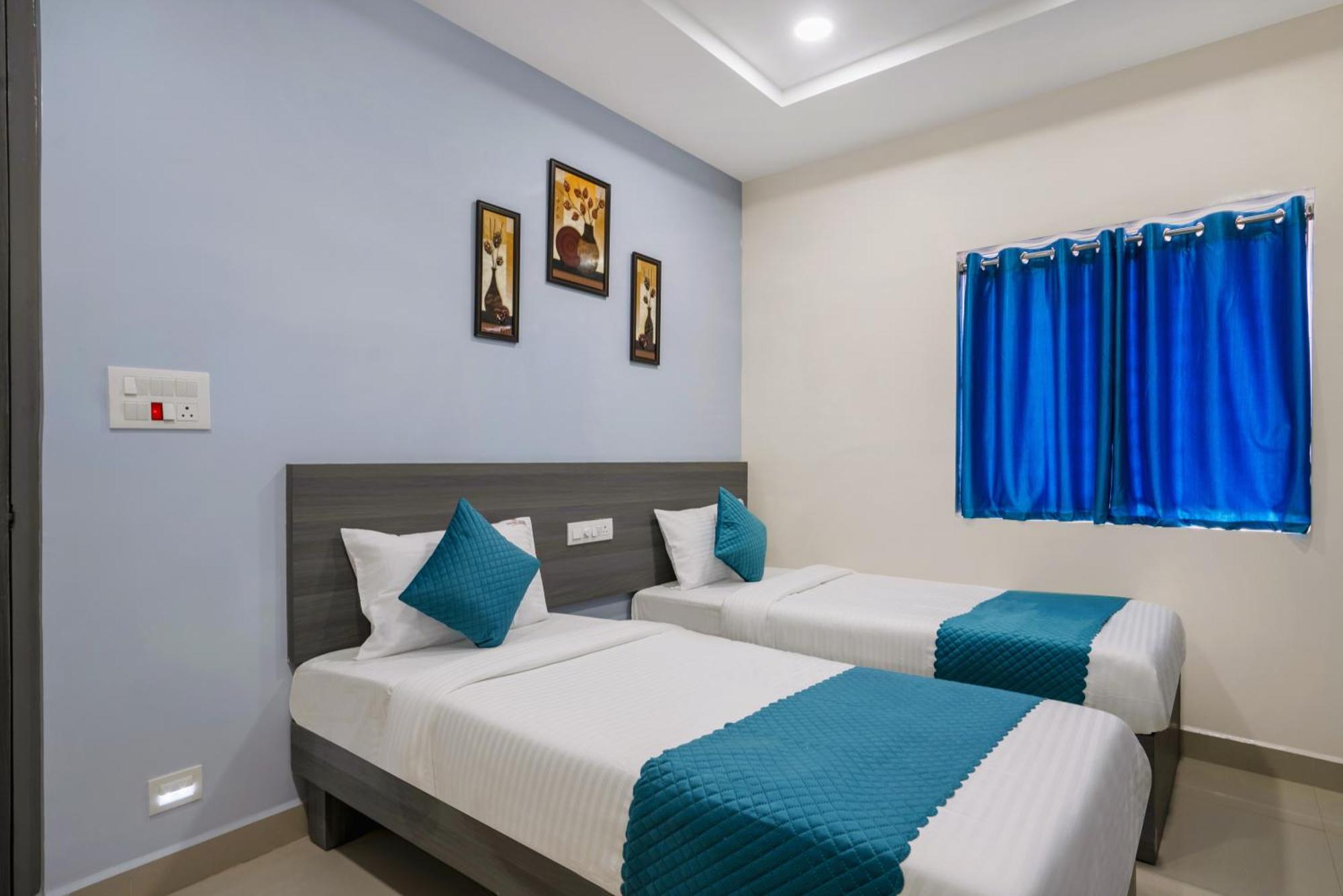 The Balcony Suites Hyderabad Exterior photo