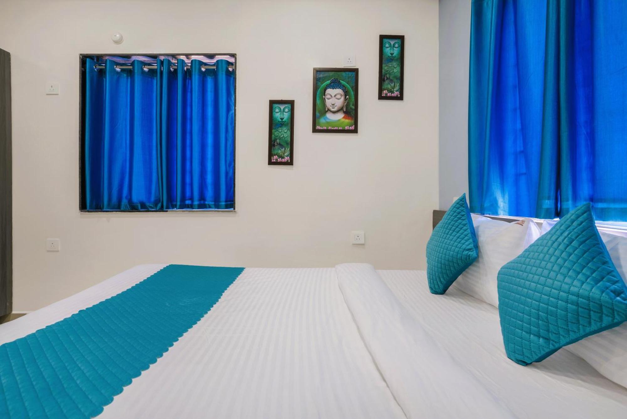 The Balcony Suites Hyderabad Exterior photo